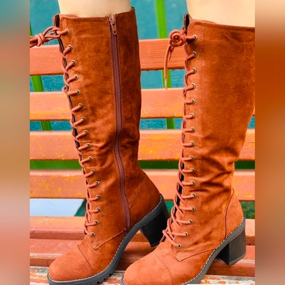 TINSTREE Women's Knee High Platform Boots Leather Lace Up Combat Booties,Sz 8 - Picture 1 of 10